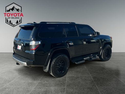 Certified 2020 Toyota 4Runner TRD Off-Road Premium w/ Moonroof Package AWD/4WD image 5