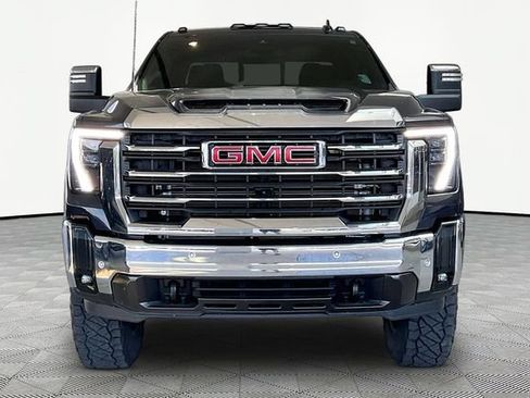 Used 2025 GMC Sierra 3500 SLT AWD/4WD image 2