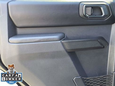 Certified 2025 Ford Bronco Badlands AWD/4WD image 9