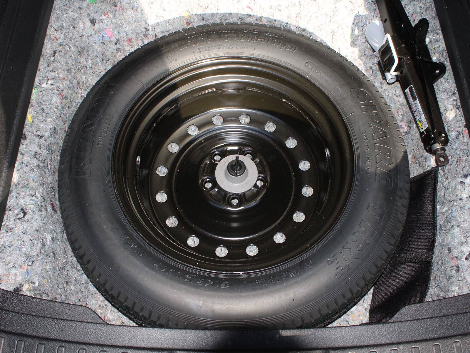 Used 2025 Honda CR-V EX image 9