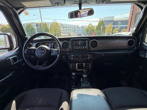 Used 2022 Jeep Wrangler Unlimited Sport AWD/4WD image 14