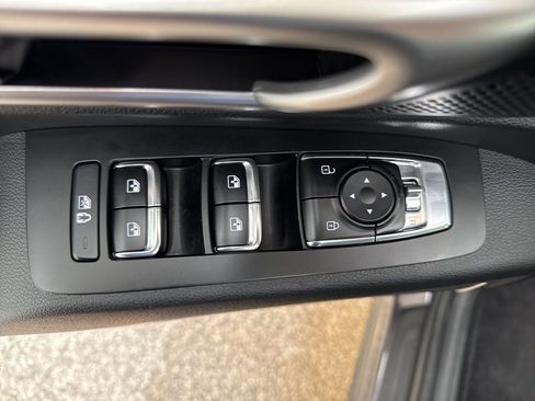 Used 2025 Kia Telluride S image 21