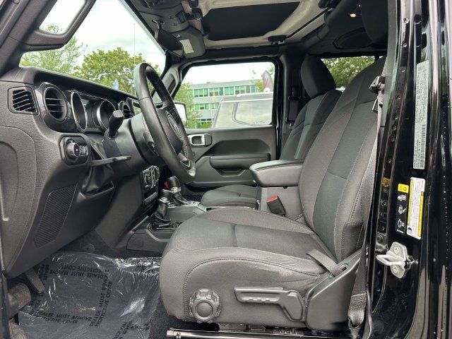 Used 2022 Jeep Wrangler Unlimited Sport AWD/4WD image 16