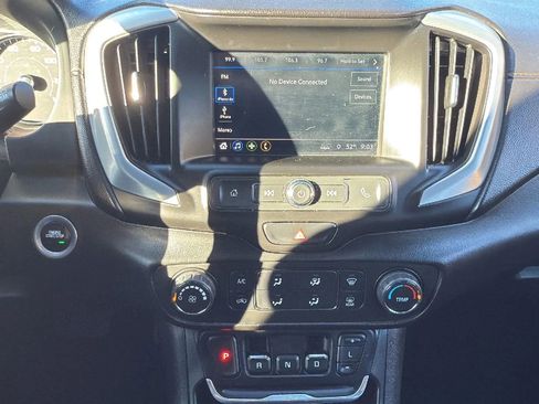Used 2018 GMC Terrain SLE FWD image 18