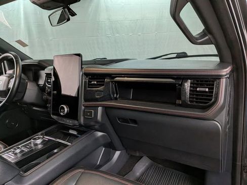 Certified 2022 Ford Expedition Max Limited image 23