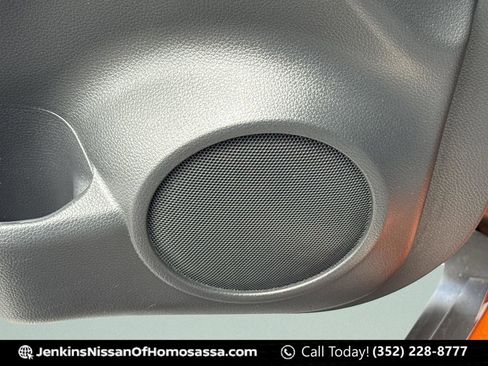 Certified 2019 Nissan Rogue SV w/ Premium Package image 32