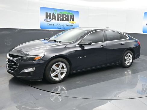 Used 2023 Chevrolet Malibu LS FWD image 1