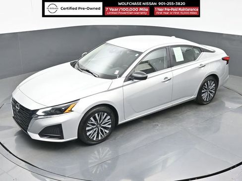 Certified 2025 Nissan Altima 2.5 SV FWD image 29