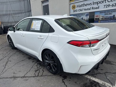 Used 2023 Toyota Corolla SE w/ Carpet Mat Package (TMS) image 3