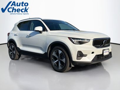 Used 2024 Volvo XC40 B5 Plus