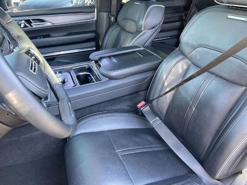 Used 2024 Jeep Grand Wagoneer Series II w/ Quick Order Packagew 28T image 16