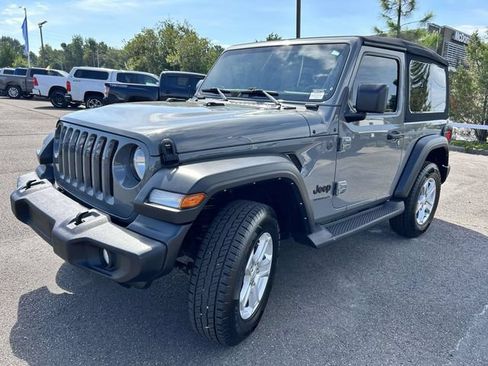 Used 2022 Jeep Wrangler Sport AWD/4WD image 7