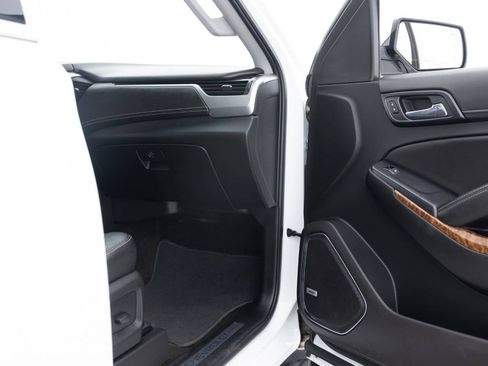 Used 2018 Chevrolet Tahoe Premier image 32