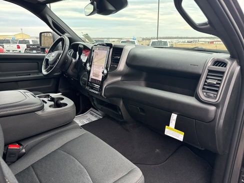 New 2026 RAM 2500 Tradesman AWD/4WD image 12