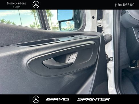 Used 2022 Mercedes-Benz Sprinter 2500 image 15