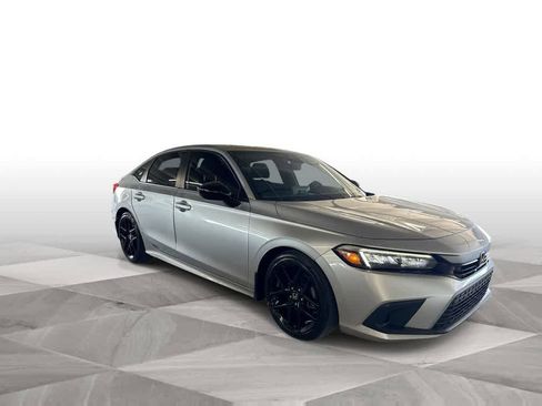 Used 2024 Honda Civic Sport image 2