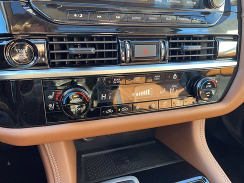 New 2025 Nissan Pathfinder Platinum w/ Cargo Package image 10