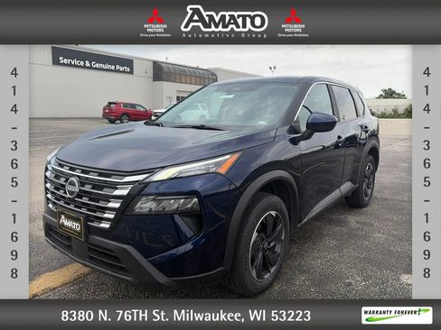 Used 2025 Nissan Rogue SV AWD/4WD image 1
