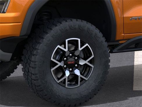 New 2026 GMC Canyon AT4X image 9