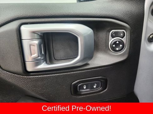 Certified 2024 Jeep Wrangler Unlimited Sahara w/ Technology Group AWD/4WD image 10
