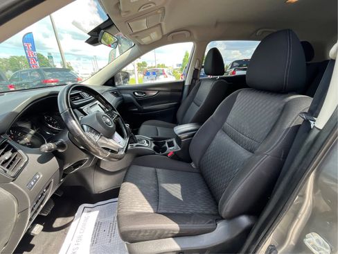Used 2020 Nissan Rogue SV AWD/4WD image 10