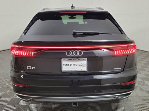 Used 2019 Audi Q8 Premium w/ Convenience Package AWD/4WD image 6