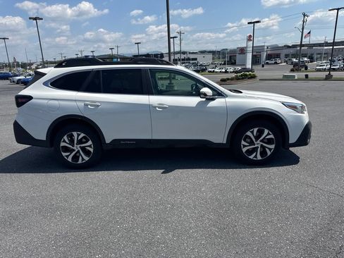 Certified 2021 Subaru Outback Limited AWD/4WD image 6