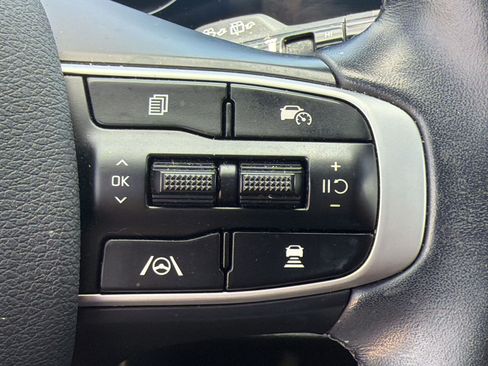 Used 2024 Kia Sportage SX FWD image 18