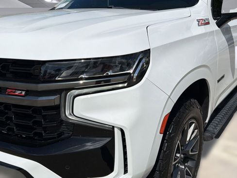Certified 2021 Chevrolet Tahoe Z71 w/ Luxury Package AWD/4WD image 10
