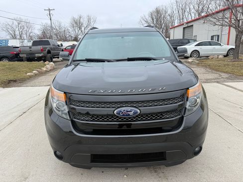 Used 2014 Ford Explorer Sport w/ Equipment Group 401A image 2