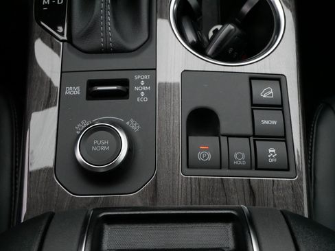 Certified 2026 Toyota Highlander Limited image 25