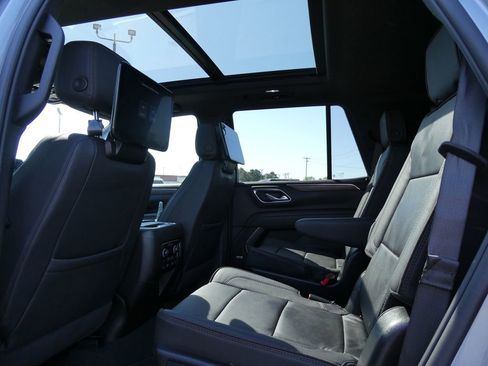 Certified 2024 Chevrolet Tahoe High Country w/ Advanced Technology Package AWD/4WD image 21