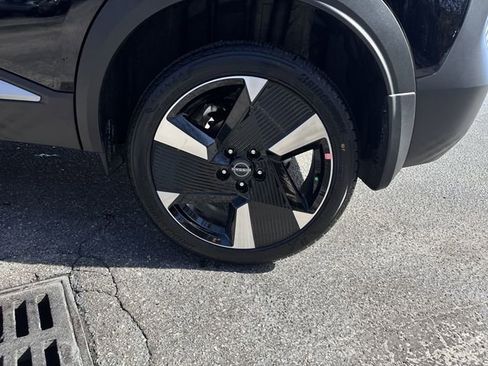 New 2026 Nissan Kicks SR image 31