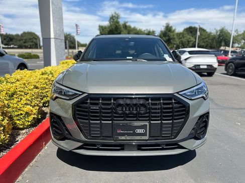 Used 2025 Audi Q3 2.0T Premium w/ Convenience Package AWD/4WD image 2