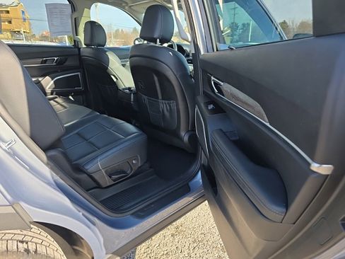 Used 2020 Kia Telluride EX image 8