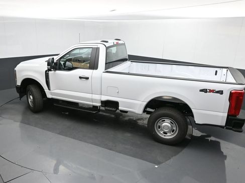 New 2026 Ford F250 XL w/ F-250 >10K GVWR Package AWD/4WD image 29