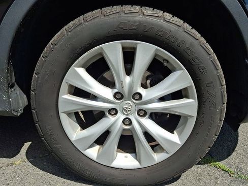 Used 2014 Toyota RAV4 Limited AWD/4WD image 8
