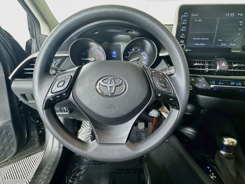 Used 2021 Toyota C-HR LE FWD image 15