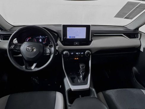 Used 2023 Toyota RAV4 XLE FWD image 30