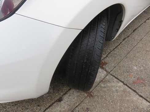 Used 2015 Nissan Versa Note SV image 27