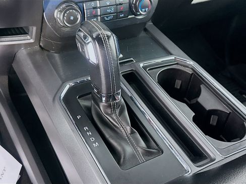 Used 2018 Ford F150 XLT w/ Equipment Group 302A Luxury AWD/4WD image 16