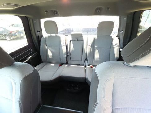 Used 2024 RAM 2500 Big Horn w/ Safety Group image 22