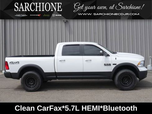 Used 2017 RAM 1500 Classic SLT AWD/4WD image 1