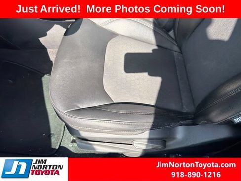 Used 2019 Jeep Compass Latitude FWD image 11