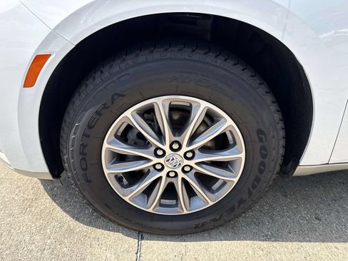 Used 2024 Buick Enclave Premium FWD image 4