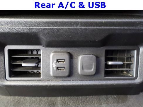 Used 2020 Chevrolet Silverado 1500 LT w/ Texas Edition image 33