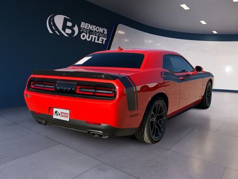 Used 2022 Dodge Challenger R/T Scat Pack w/ Scat Pack Stripe RWD image 5