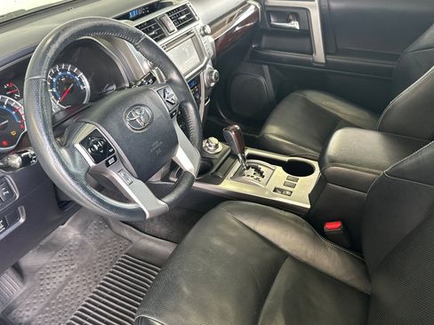 Certified 2018 Toyota 4Runner Limited AWD/4WD image 9