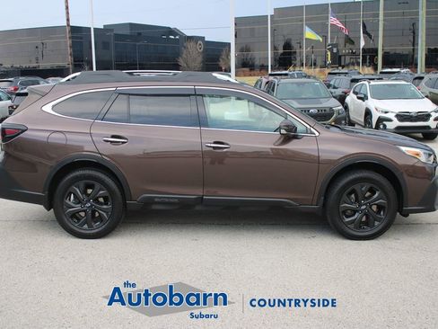 Used 2021 Subaru Outback Touring XT AWD/4WD image 4