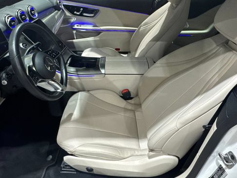 Used 2024 Mercedes-Benz CLE 300 4MATIC Coupe image 19